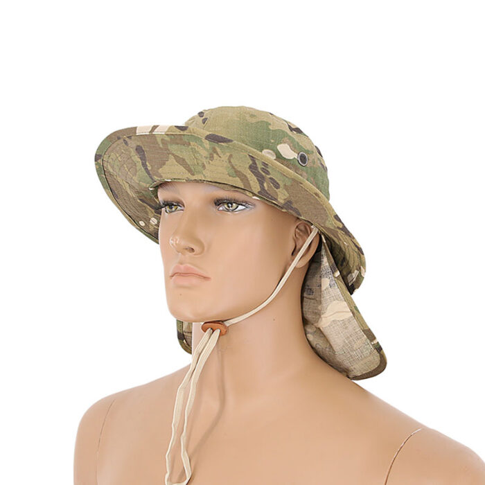 fabrique de chapeaux militaires