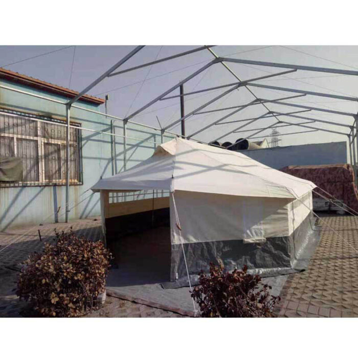 usine de tentes anti-catastrophe